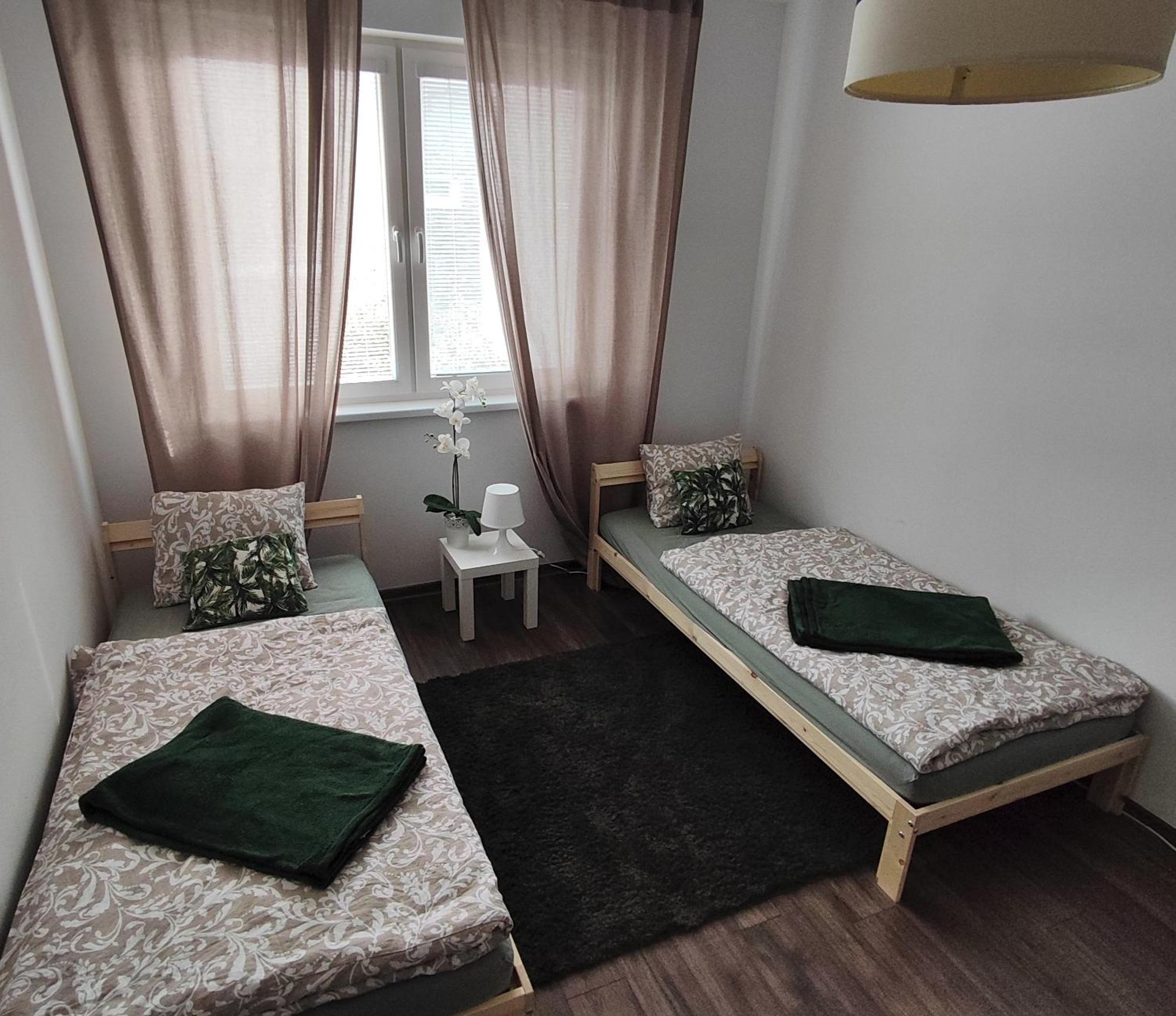 Appartement Apartman Dominika à Rovinka Extérieur photo